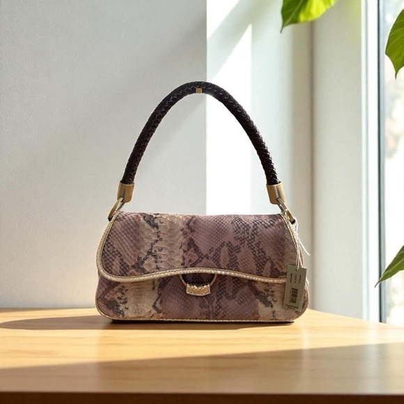 NWT Adrienne Vittadini Python Pattern Shoulder Bag with Gold Trim. - Picture 1 of 6